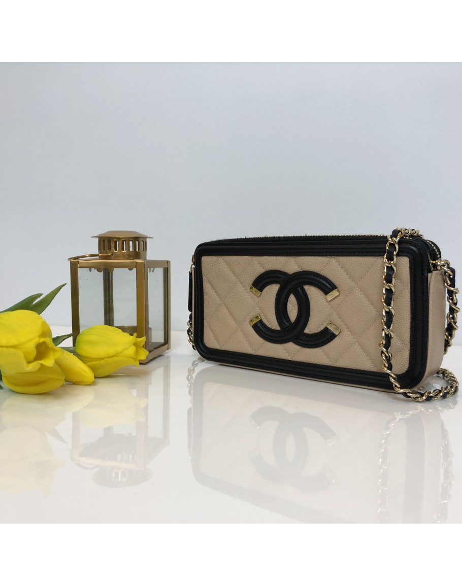 Chanel discount filigree woc